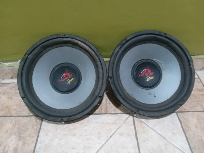 Vendo alto-falante! Sou de Jacarepaguá Taquara.