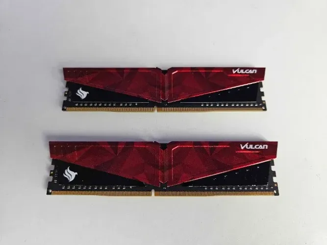 Memória RAM 32GB DDR4 3600Mhz CL18 TeamGroup TForce Vulcan 2x16GB