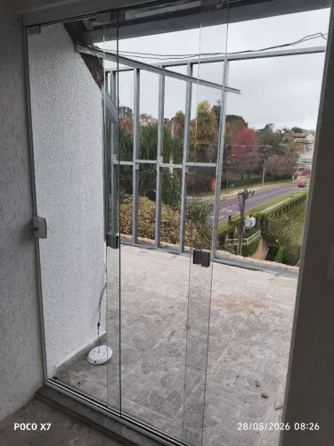Porta de vidro correr 3 folhas 152x 200