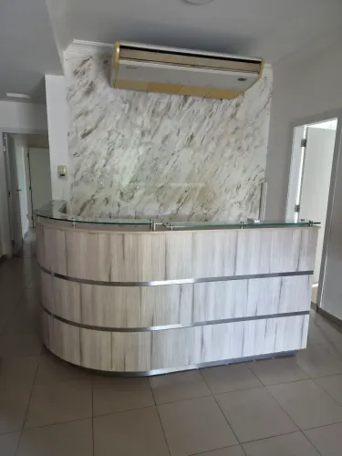 Balcão de recepção 