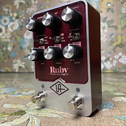 Universal Audio Ruby ?63 Top Boost Amplifier