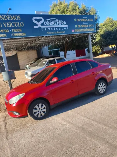 Fiat Grand Siena Attrac. 1.4 EVO F.flex 8V 2013