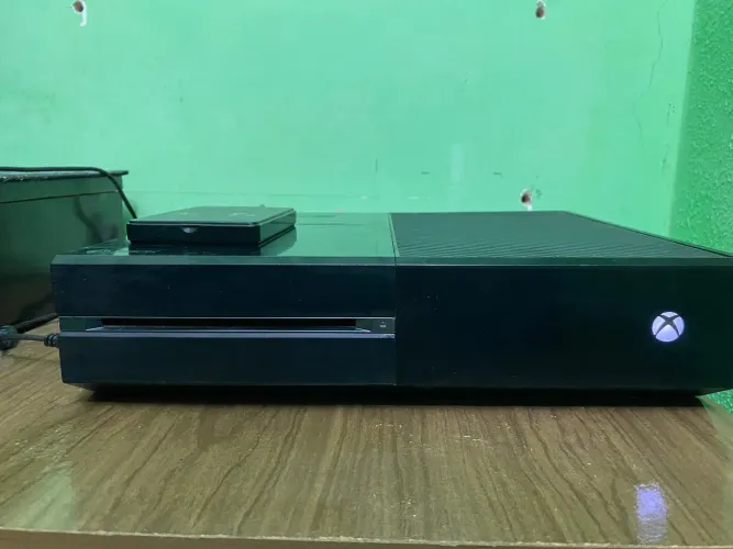 XBOX ONE FET DE 1TR!!