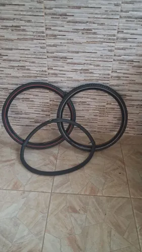 Pneus ZHOU RUBBER e câmara de ar