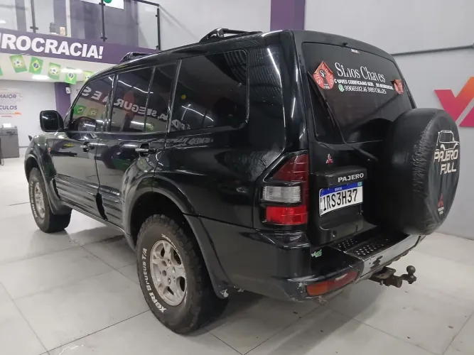 Mitsubishi Pajero GLS 3.5 V6 4P Aut. 2001