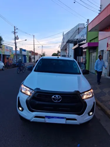 Toyota Hilux CD SR 4X4 2.8 TDI Diesel Aut. 2026