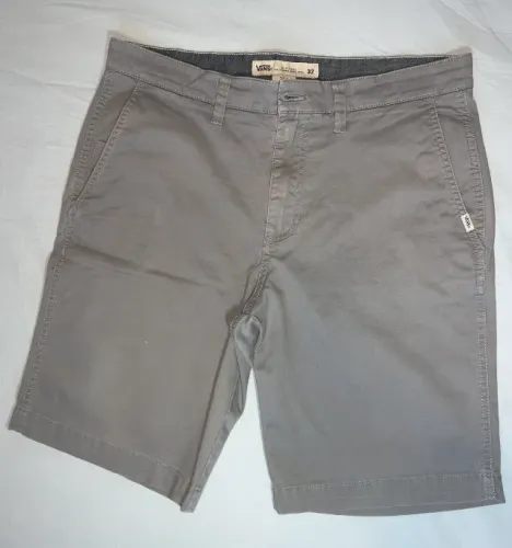 Bermuda Vans Cinza 