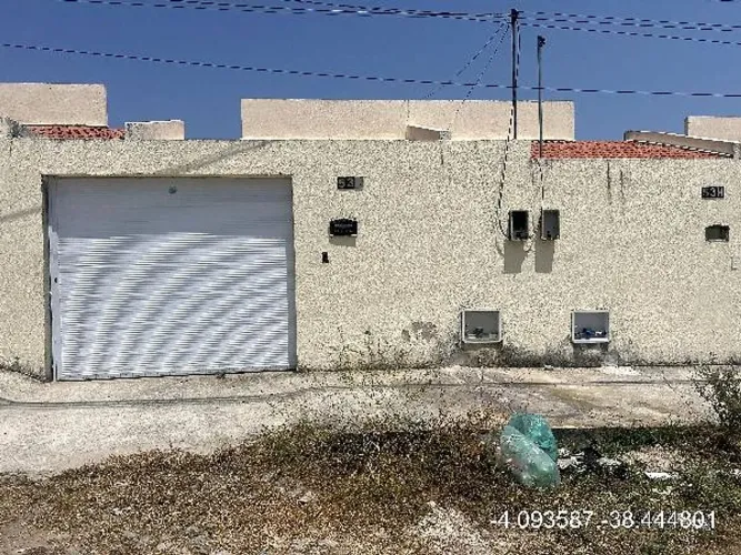 Casa no CANAUBAL em Horizonte/CE - Caixa *0238