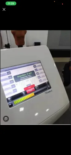 Máquina de eletroestimulação 