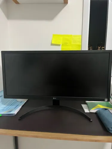 Monitor LG UltraWide (modelo de 29 polegadas da linha Full HD IPS)