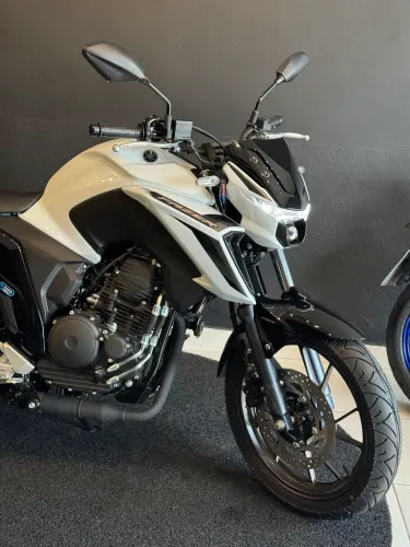YAMAHA FZ25 2026 0km - 0KM A PRONTA ENTREGA