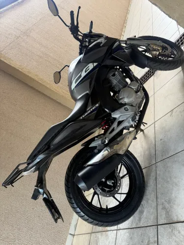 Vende-se CB Twister 250 Ano 2020
