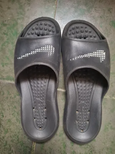Chinelo Nike Victori One Shower Masculino