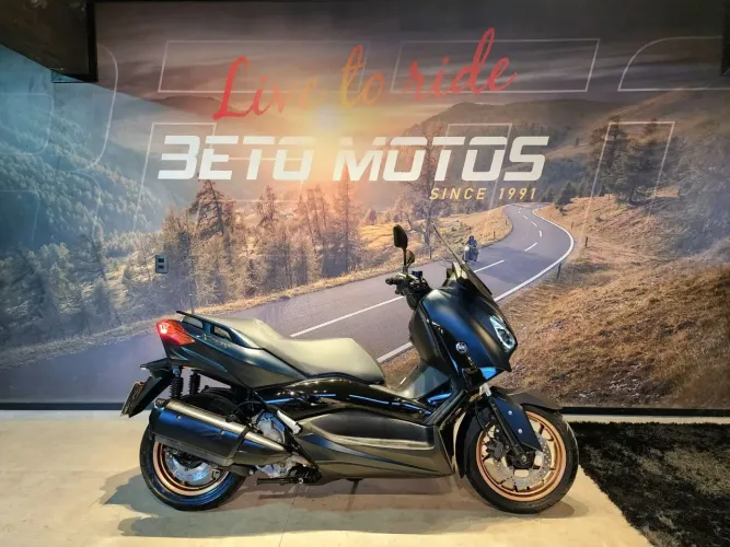 YAMAHA X-MAX 250 ABS