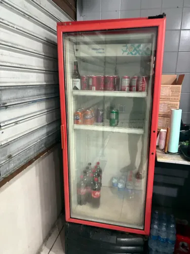 Geladeira expositora