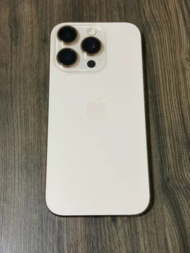 iPhone 16 Pro 256 GB, bateria 91%, impecável