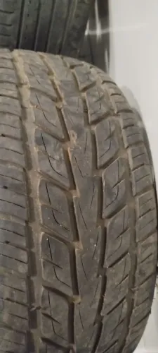 Pneu 22 265/40 novo