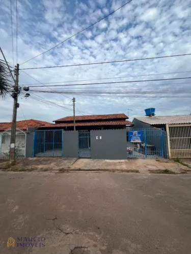 Casa com 4 dormitórios para alugar por R$ 2.000/mês - Centro - São Sebastião/DF