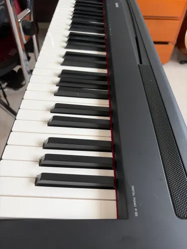 yamaha p95