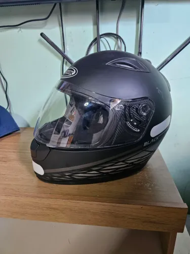 Capacete