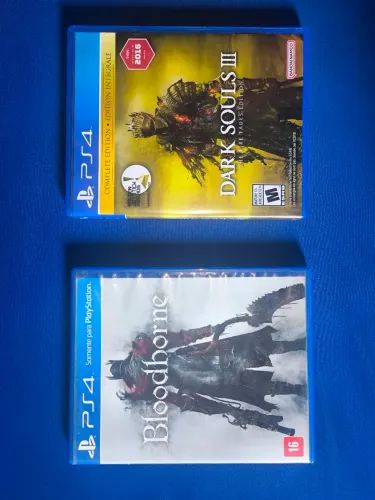 Combo Dark Souls 3 + Bloodborne