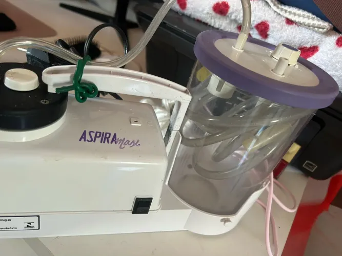 Aspirador de fluidos e secreções - hospitalar