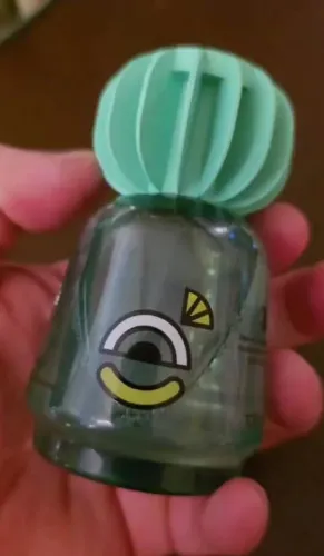 Perfume infantil na promoção