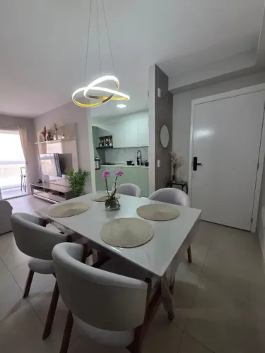 Apartamento para venda tem 60 metros quadrados com 2 quartos