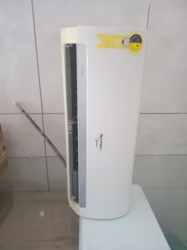 Unidade evaporadora Springer 10.000 em perfeito estado de conservação