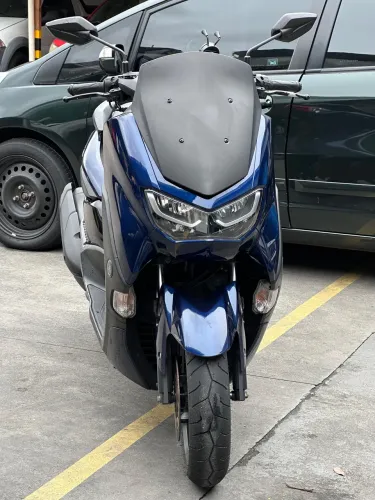 Moto Yamaha NMax connected 2023