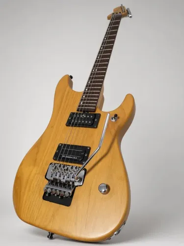 Guitarra Washburn N2 Nuno Bettencourt Signature