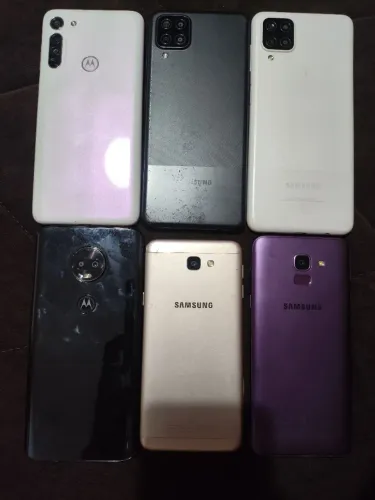 "Leia a descrição"Celular todos funcionando com a tela trincada