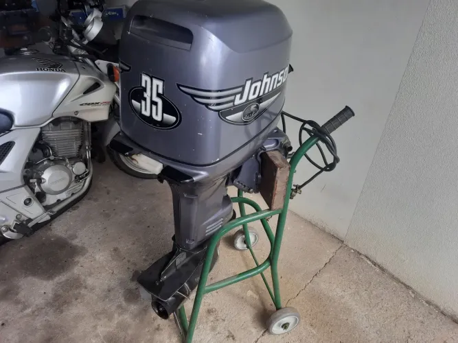 Motor 35 hp Johnson 3 cc partida elétrica