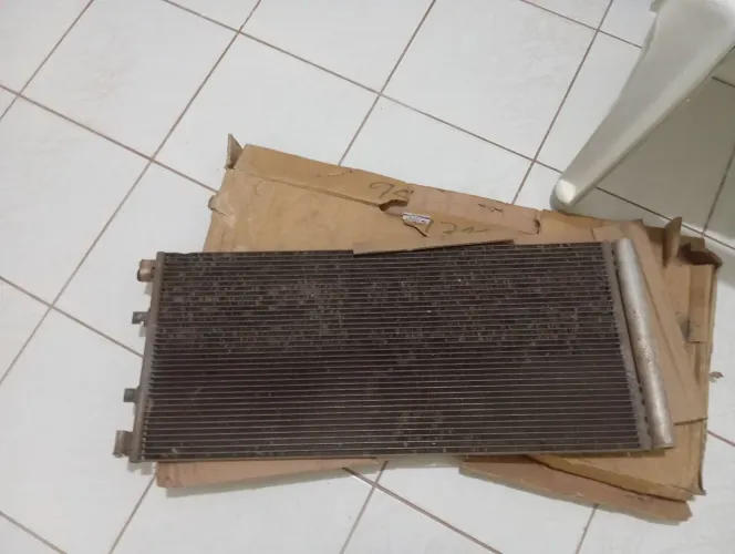 Compressor usado, condensador usado e kit correia do alternador zero Renault Master 2015