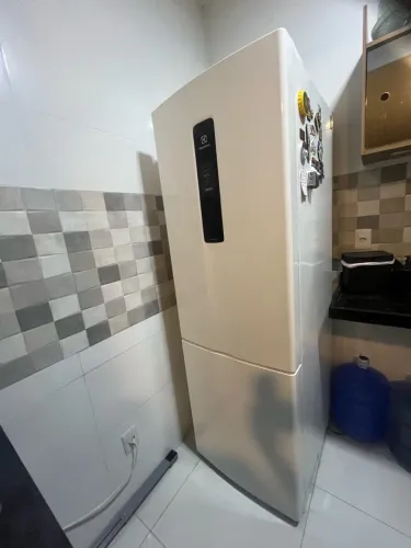 Geladeira Electrolux inverse