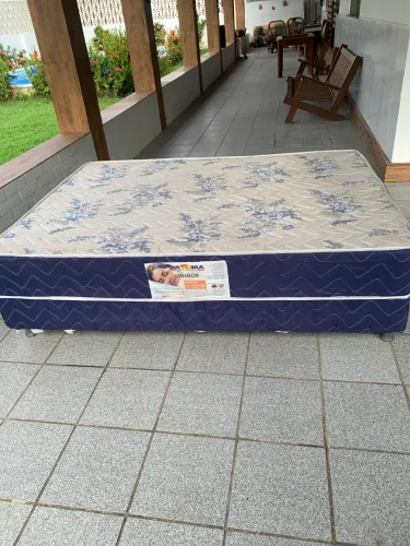 Cama casa box