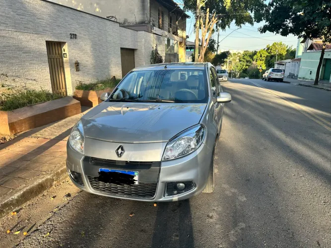 Renault Sandero Privilège Hi-flex 1.6 8V 5P 2012