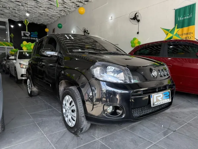 Fiat Uno Vivace Celeb. 1.0 EVO F.flex 8V 5P 2011