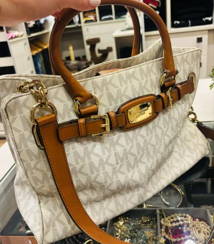 BOLSA MICHAEL KORS IMPECÁVEL
