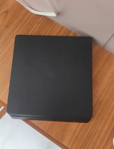 Ps4 slim 1tb