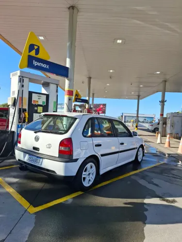 Volkswagen Gol Geração III 1.6 MI 8V Gasolina Mec. 4P 2000