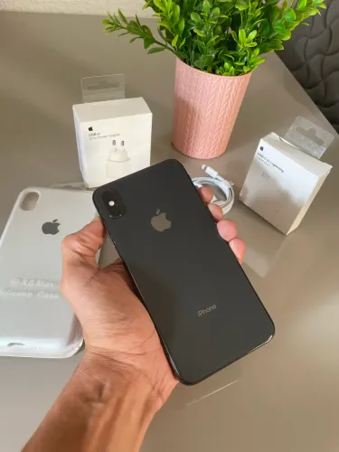 iPhone XS Max 64GB - Tela Grande - Preto -