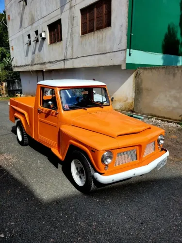 Ford F-75 4X4 2.3 1978