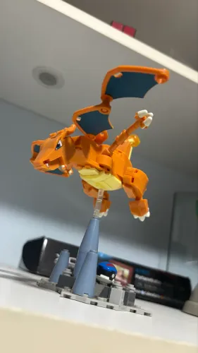 Mega Construx Pokemon Charizard DYR77
