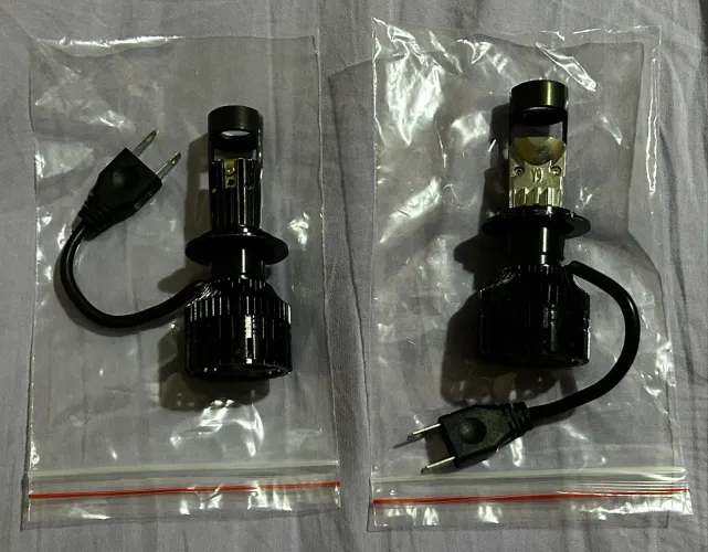Par de lâmpadas de led com projetor com cooler H7