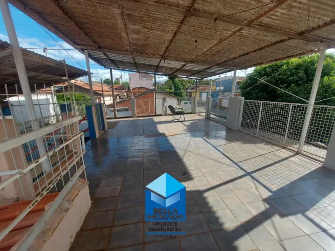 Casa + Salão à venda na Vila Castelar