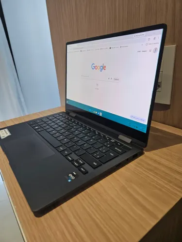 Samsung Galaxy Book3 360 13.3" Touch Intel Core i5 8GB RAM SSD - Estado de Novo