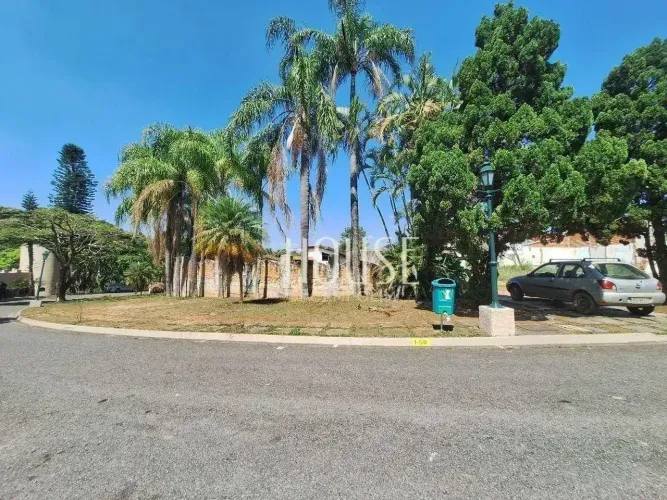 Terreno à venda em Sorocaba, com 807m² | Condomínio de alto padrão Residencial Village D'A