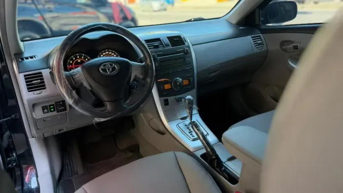 Toyota Corolla GLI 1.8 Flex 16V Aut. 2013