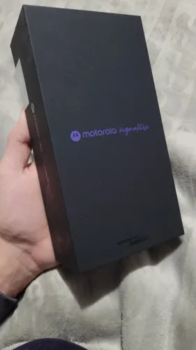 MOTOROLA SIGNATURE LACRADO (12/512GB)